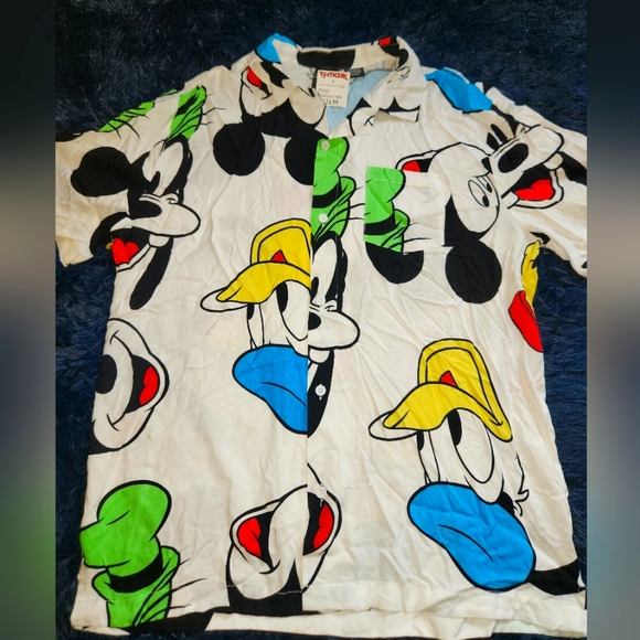 Disney Other - Nwt disney store mens button down short sleeve shirt size large 100% rayon